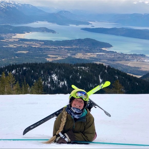 Meet your Posher, Harper - Picture 1 of 1